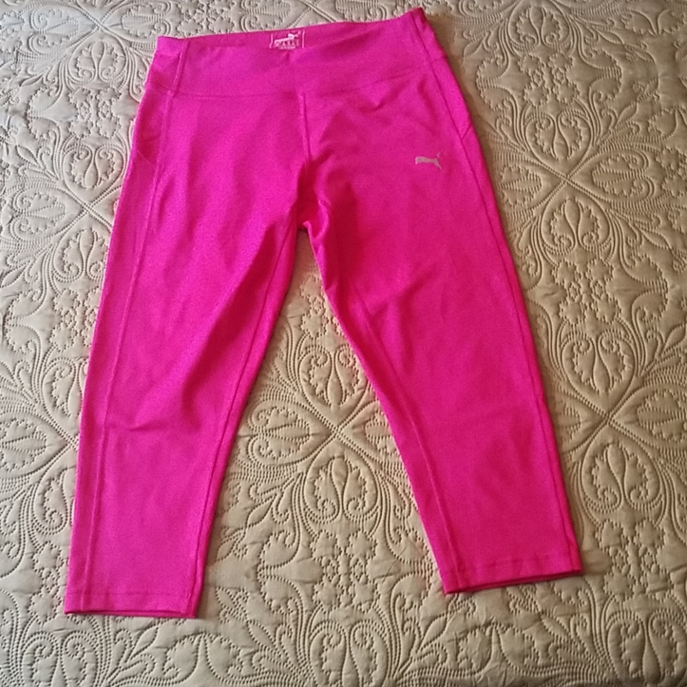 Like new Puma crop leggings
